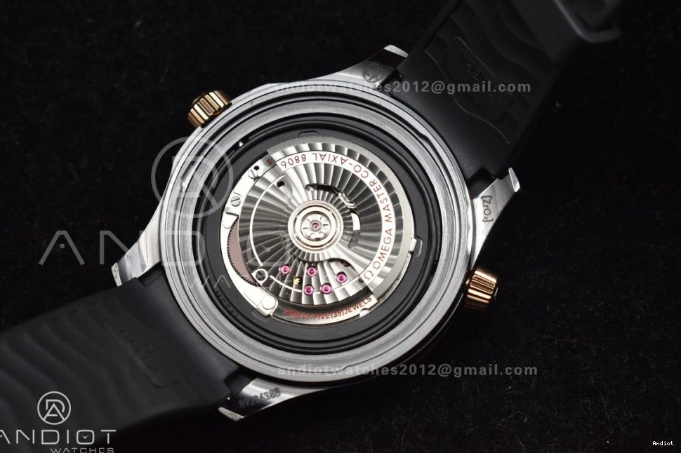 Black Edition Bezel Seamaster RG on Strap Black Rubber Best Black Ceramic 300m 1:1 VSF Dial 43.5mm A8806 0219